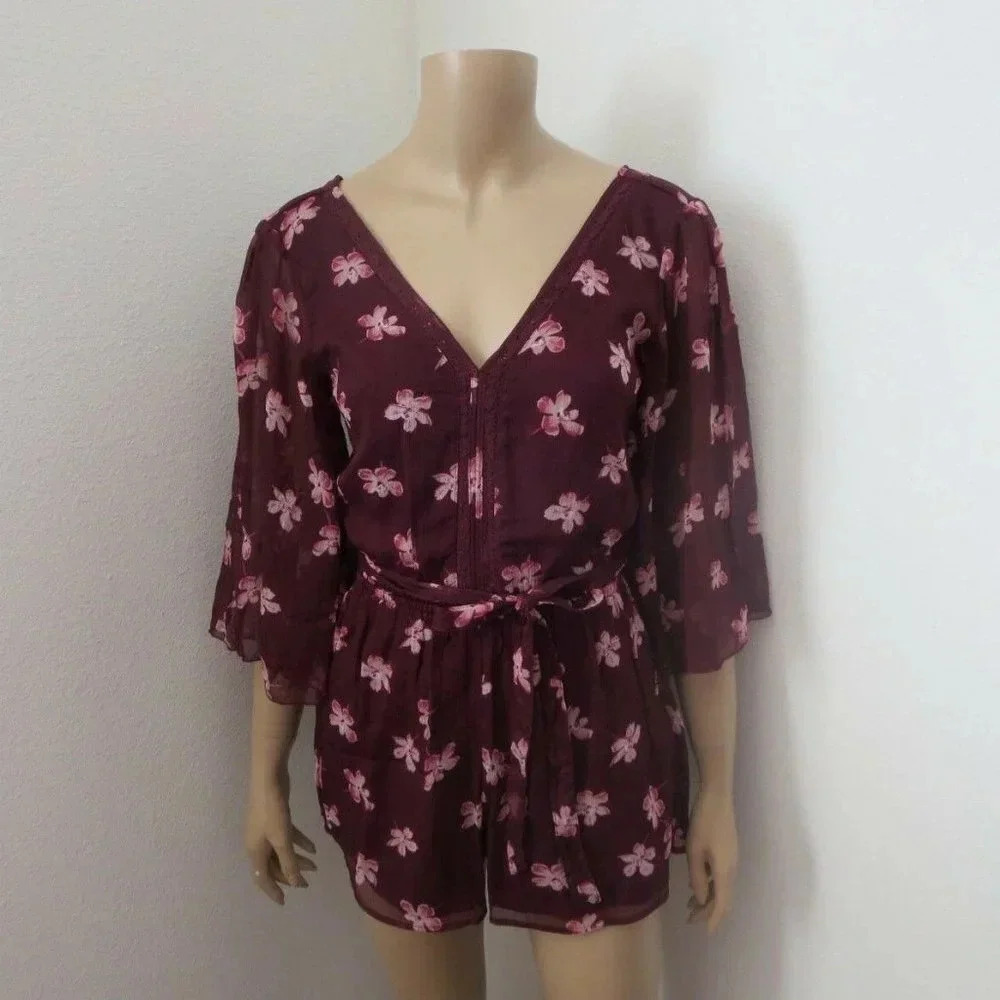 NWT Abercrombie & Fitch Bell Sleeve Romper XXS